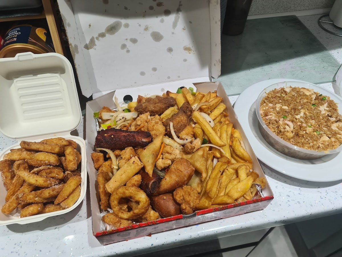 Golden Dragon Photos 2